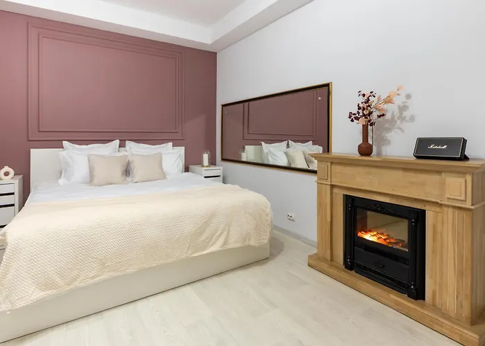 Dreamy Downtown Bliss - National Theatre Apartment Bucharest