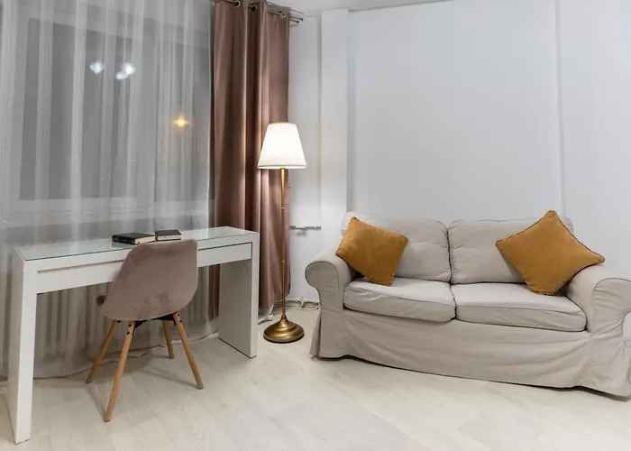 Dreamy Downtown Bliss - National Theatre *